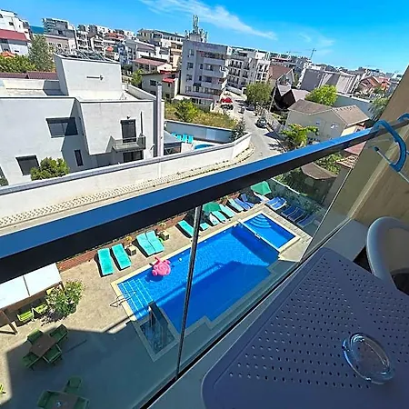 Tudor By Dedal Hotel de apartamente 4*
